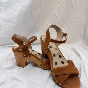 & Other Stories Tan Suede Sandals